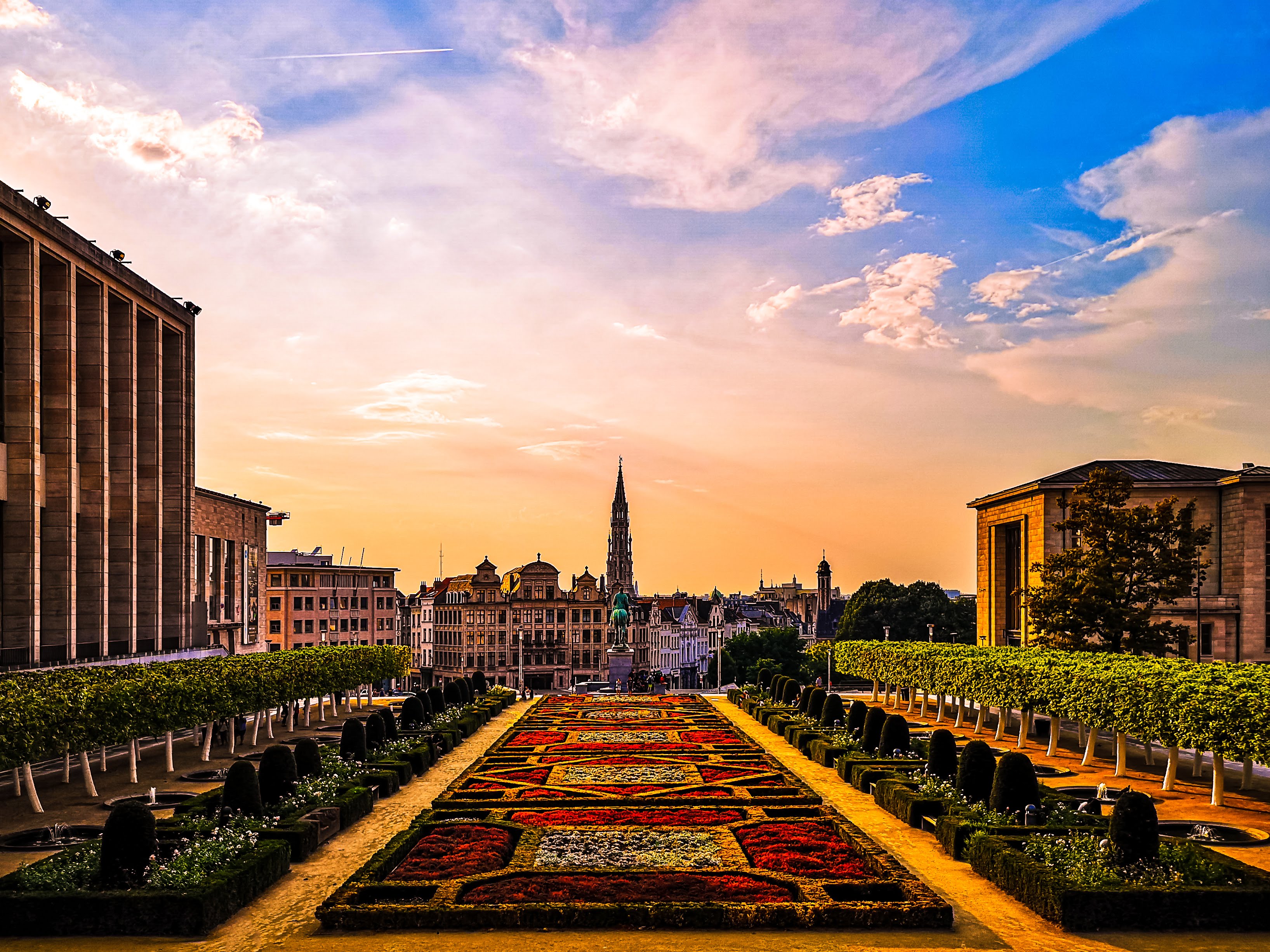 Mont des Arts central fountain